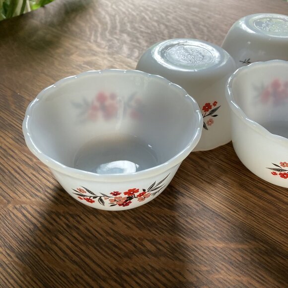 4 FIRE KING Primrose Custard Cups Ramekins, 1960s, Floral #424, Limited edition - Picture 10 of 12